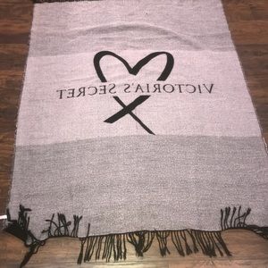 VS Throw Blanket